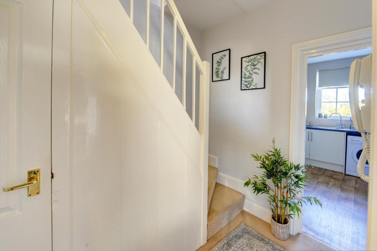 Regency Nest By Spa Town Property - Stylish 3 Bedroom Apartment On 2 Floors, Central Leamington Spa Zewnętrze zdjęcie